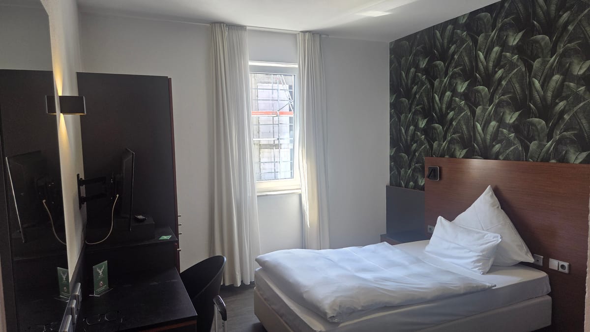 Hotel am Hirschgarten — 2