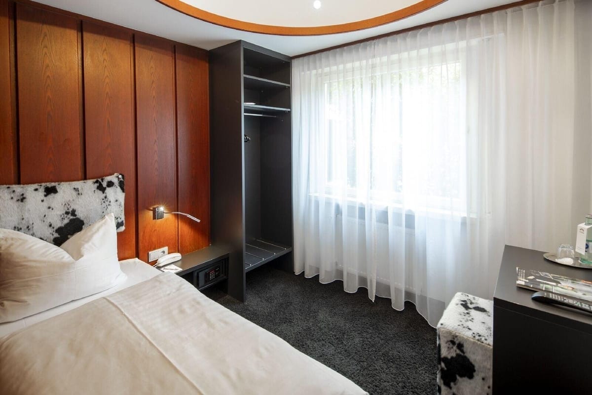 Hotel Gloria — 5