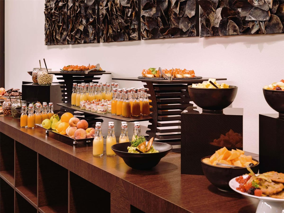 Mövenpick Hotel Stuttgart Airport — 1