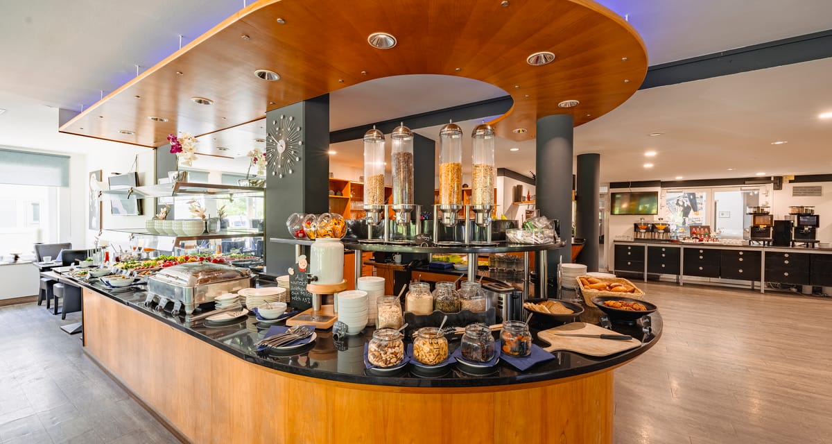 PLAZA INN Stuttgart Airport Messe — 1