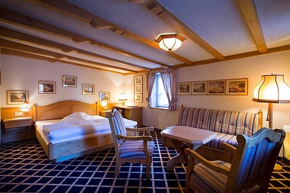 Romantik Hotel Traube — 4
