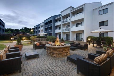 Courtyard by Marriott Atlanta Marietta/I-75 North — 2
