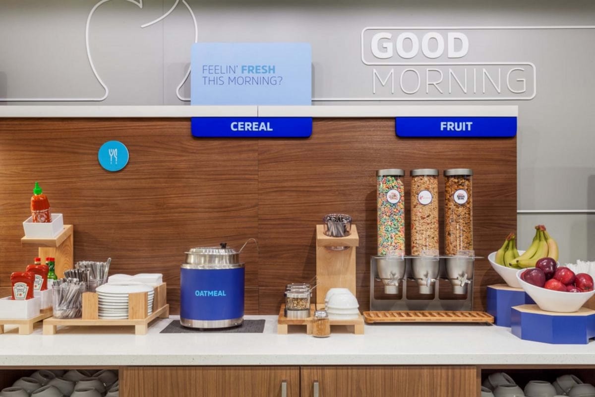 Holiday Inn Express Atlanta-Kennesaw by IHG — 4