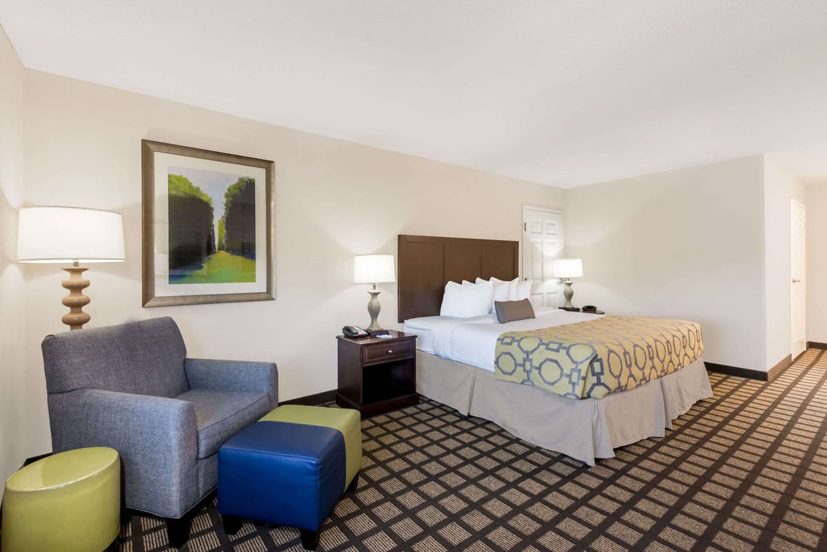 Baymont by Wyndham Erie — 2