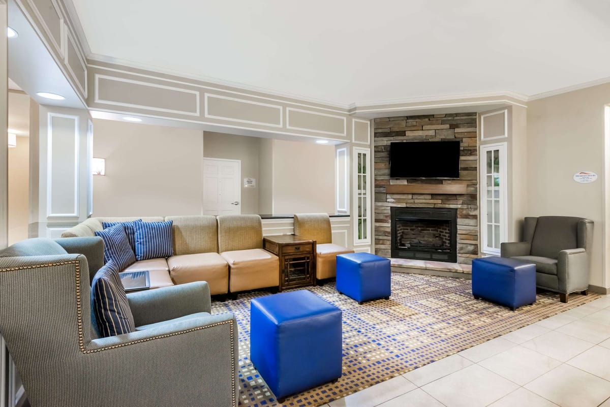 Baymont by Wyndham Erie — 3