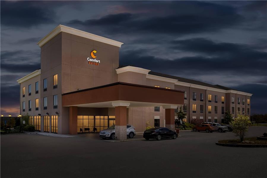Comfort Suites Edinboro — 2
