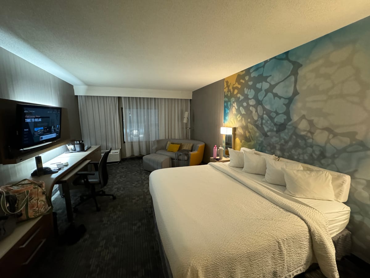 Courtyard by Marriott Erie Ambassador Conference Center — 4