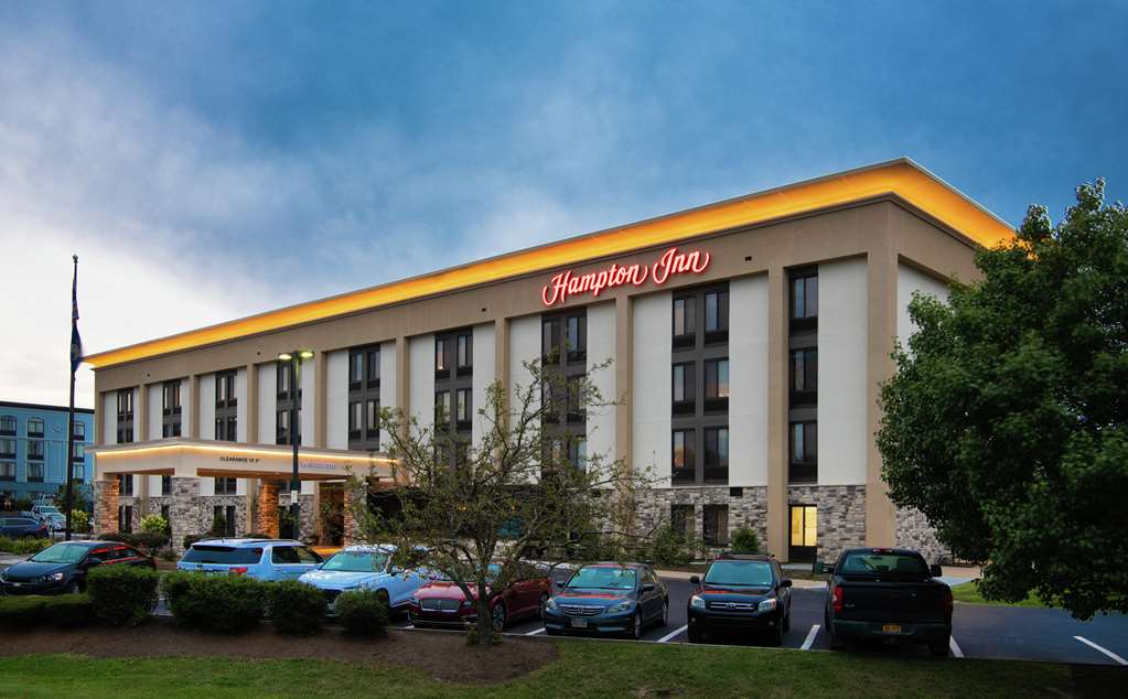 Hampton Inn Erie-South — 2