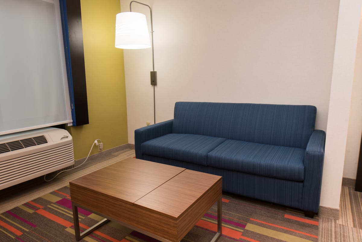 Holiday Inn Express & Suites — 5