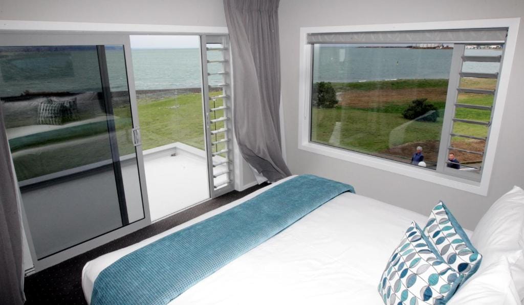 East Pier Hotel — 2