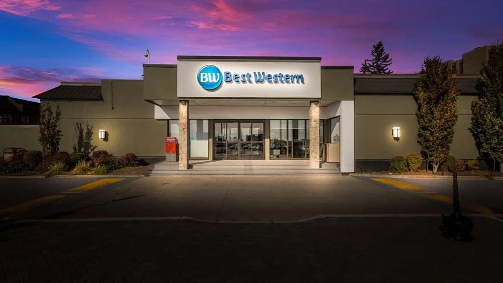 Best Western Parkway Hotel Toronto North — 3