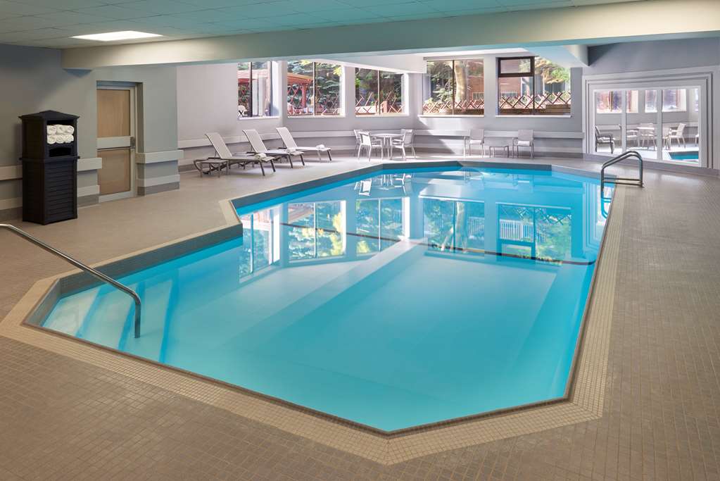 Best Western Parkway Hotel Toronto North — 4