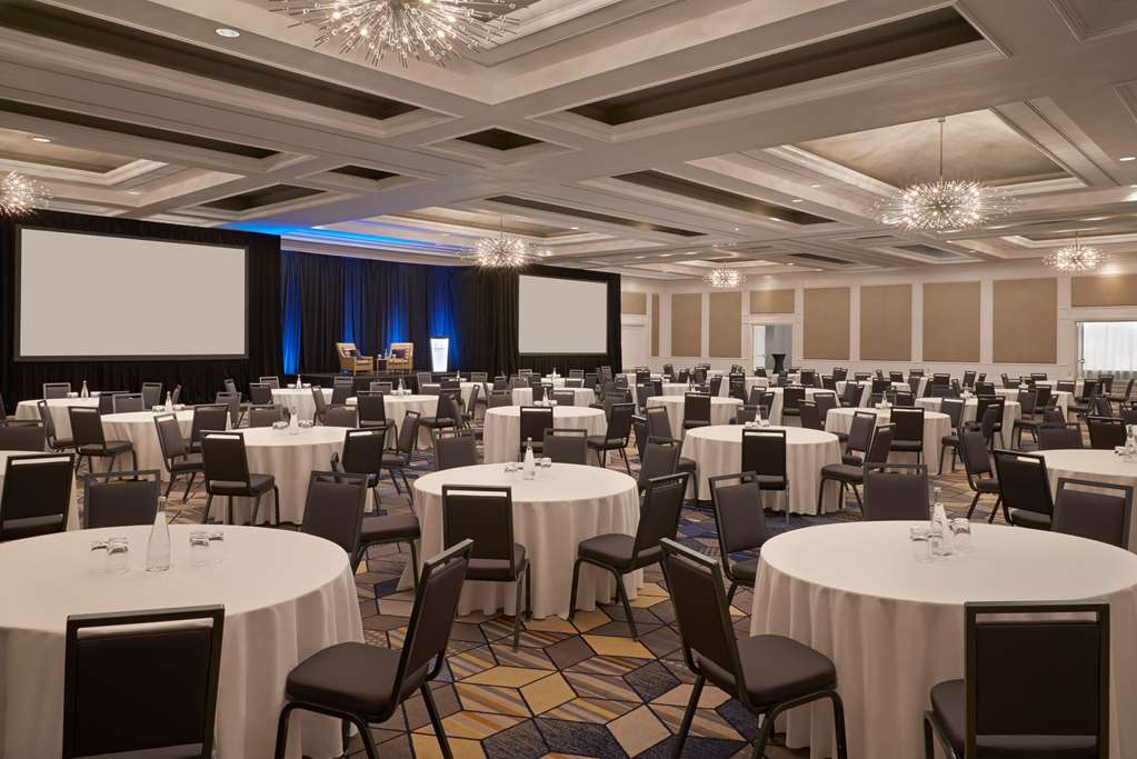 Best Western Parkway Hotel Toronto North — 5