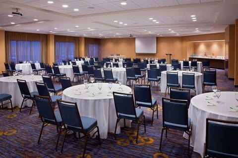 Courtyard by Marriott Toronto Northeast/Markham — 5
