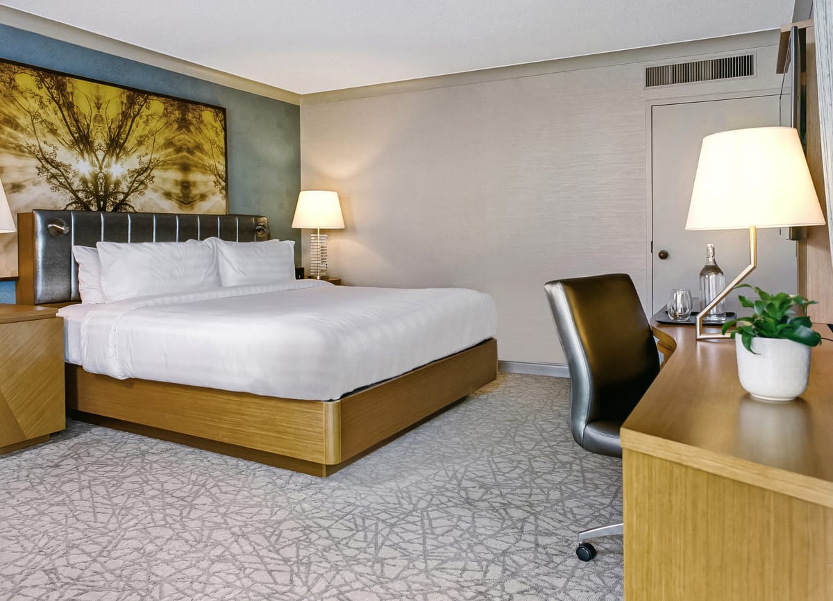 Crowne Plaza Toronto - North York by IHG — 4