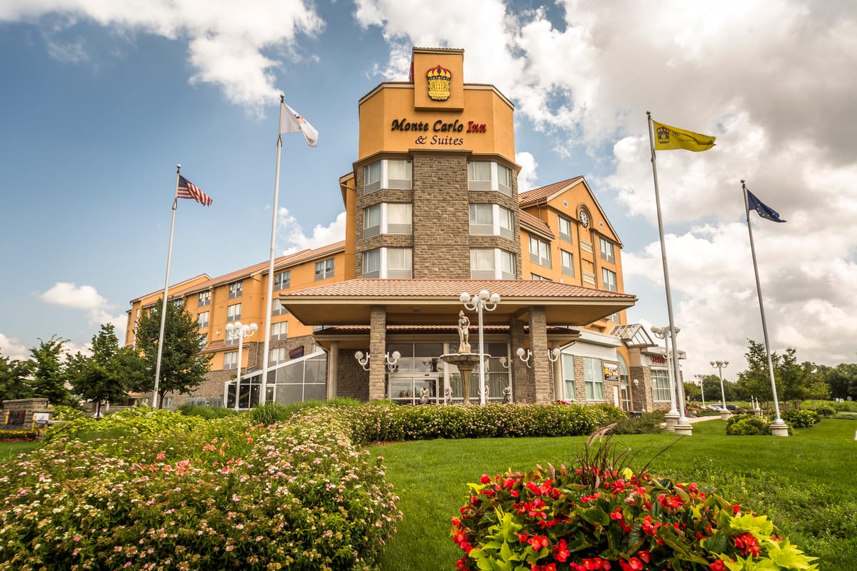 Monte Carlo Inn & Suites - Downtown Markham — 2