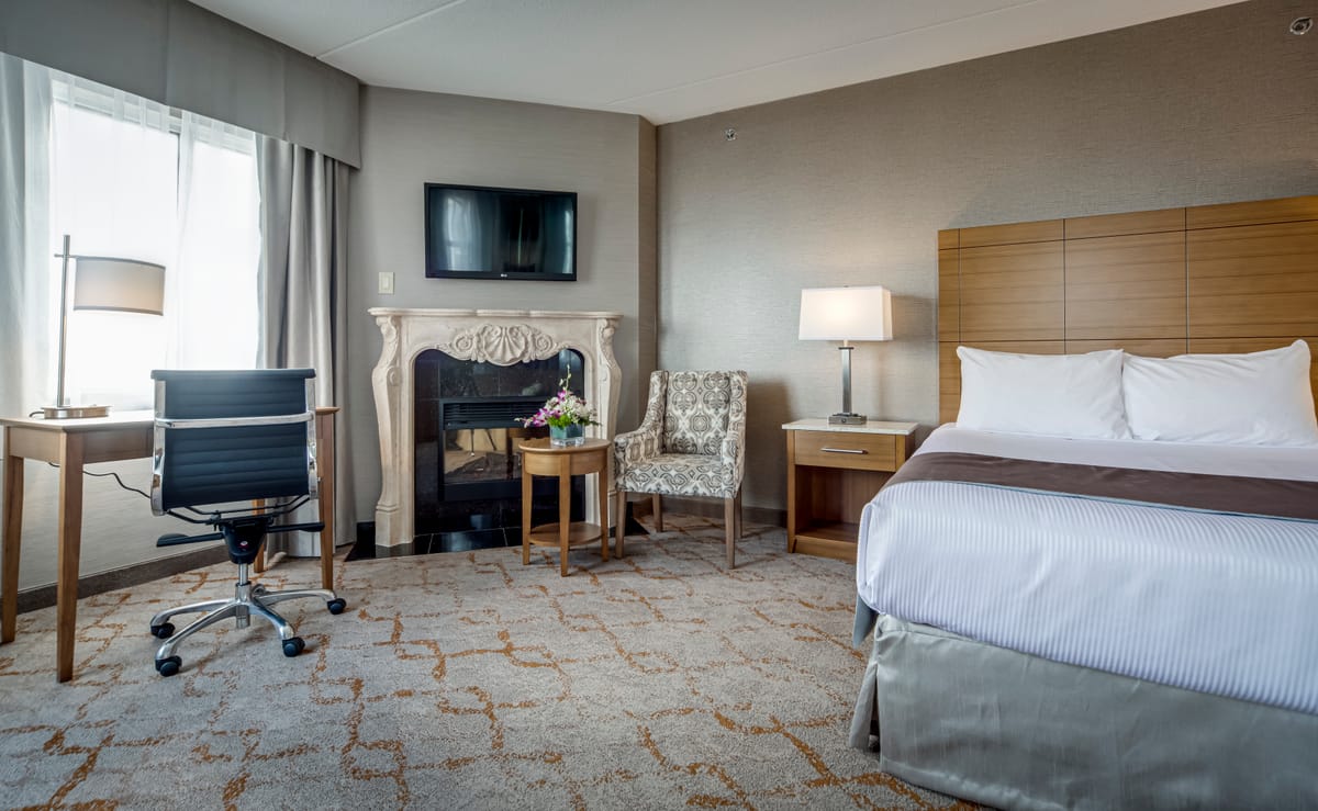 Monte Carlo Inn - Vaughan Suites — 1