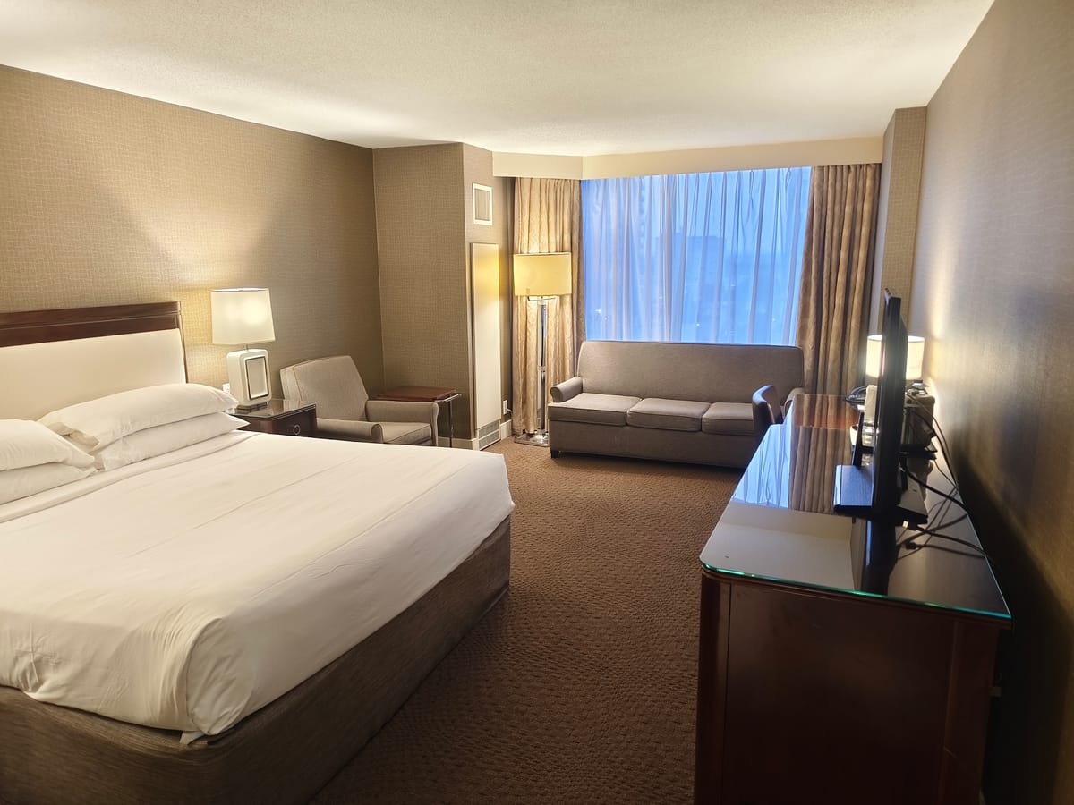 Sheraton Parkway Toronto North Hotel & Suites — 1
