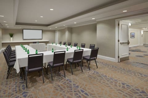 Sheraton Parkway Toronto North Hotel & Suites — 5