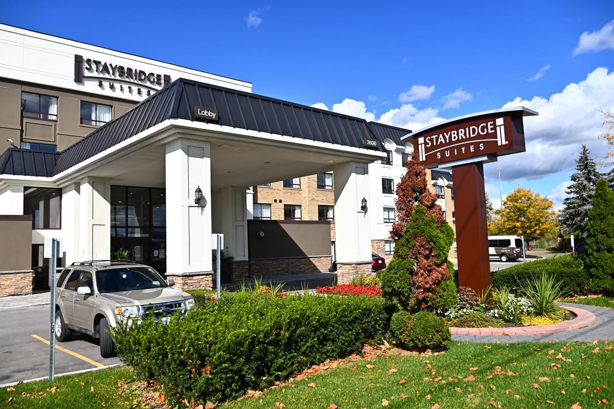 Staybridge Suites Toronto - Vaughan South — 2