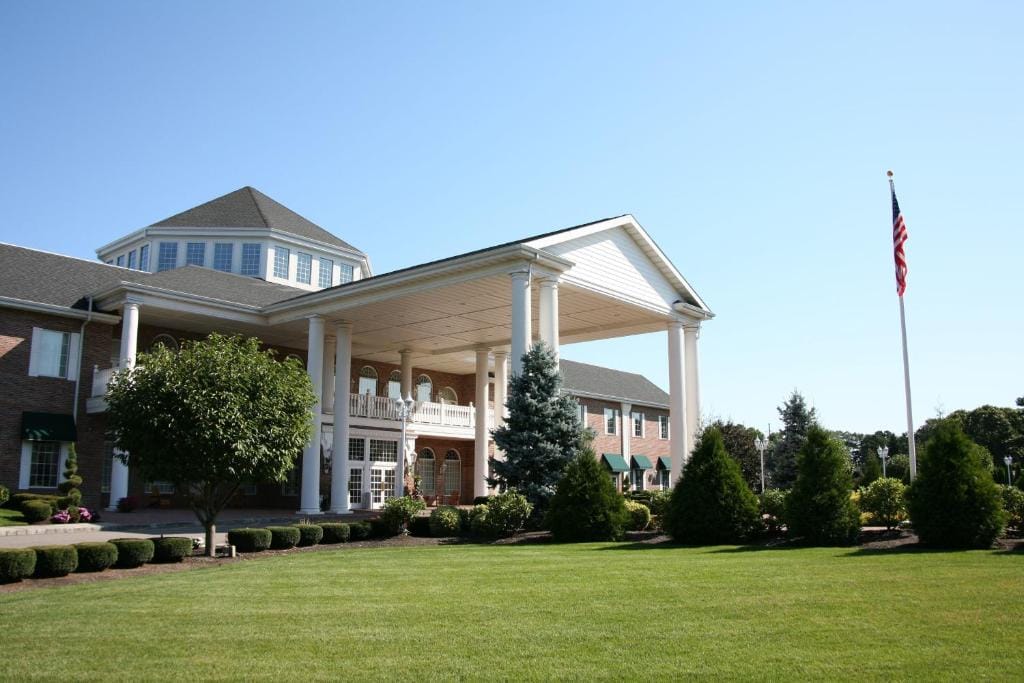 The Inn and Spa at East Wind — 2