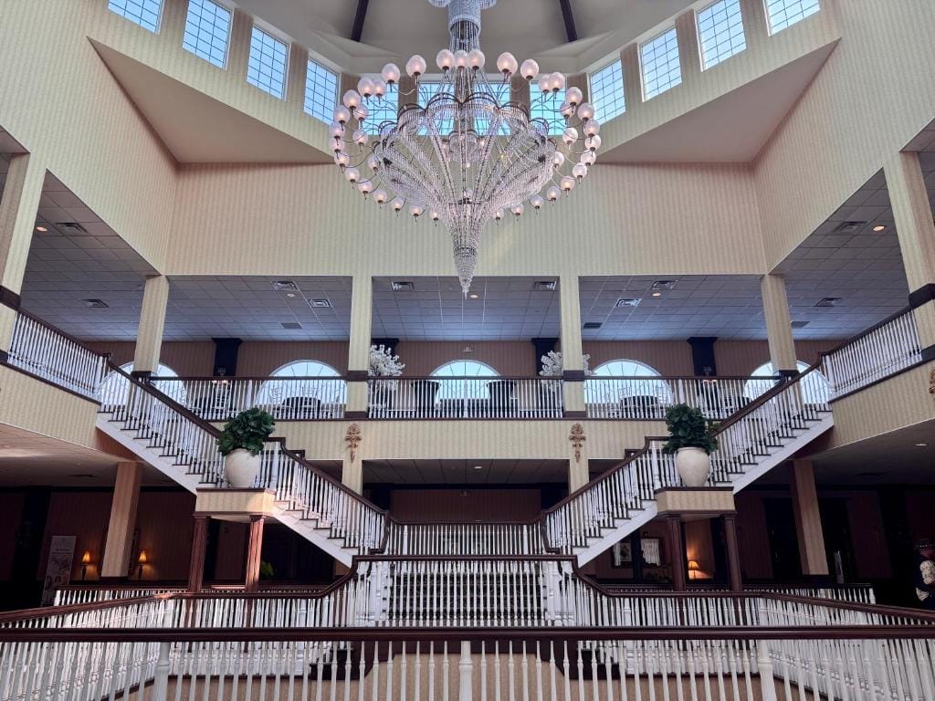 The Inn and Spa at East Wind — 3