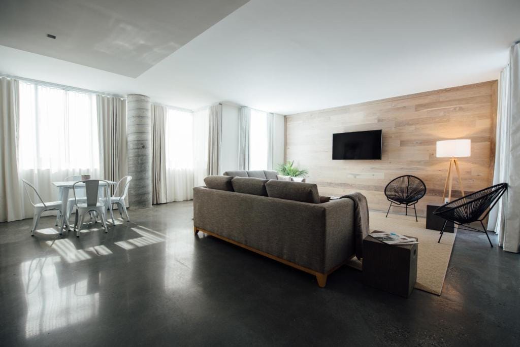 The Preston House and Hotel — 5