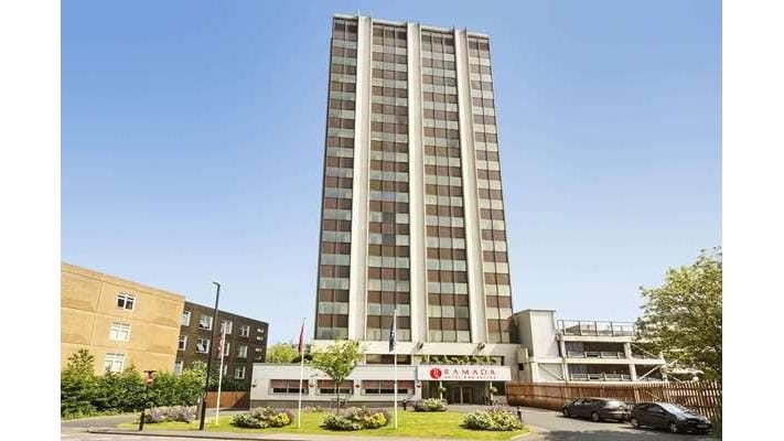 Ramada Hotel & Suites by Wyndham Coventry — 2