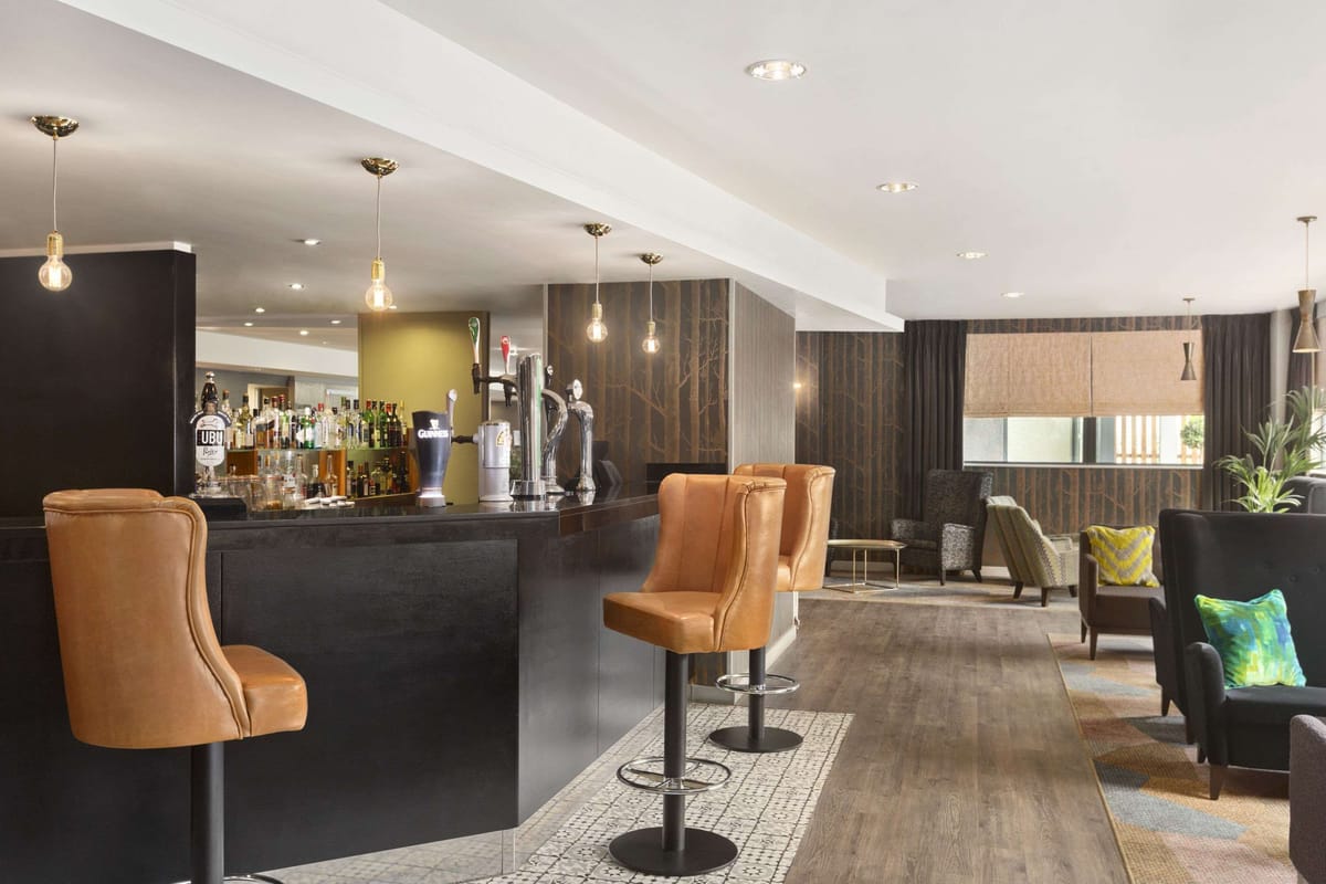 Ramada Hotel & Suites by Wyndham Coventry — 3