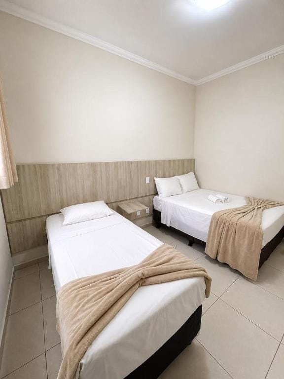 Glória Hotel — 2