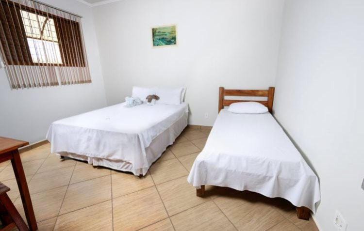 Hotel Portela III - Aprox 600m do Thermas dos Laranjais e Hot Beach — 2