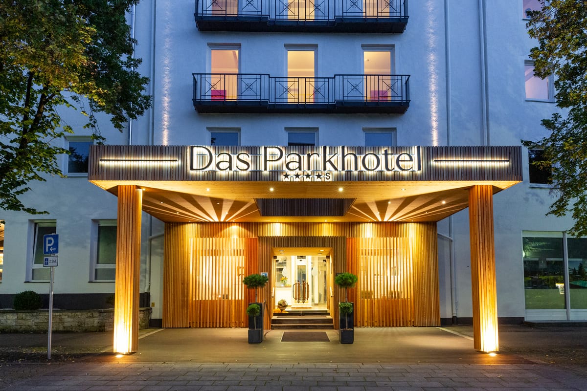 Das Parkhotel — 3