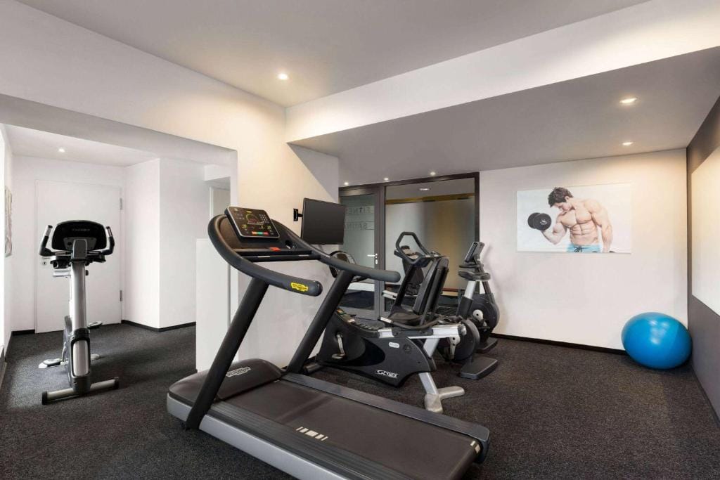 Vienna House Easy by Wyndham Bucharest Airport — 5