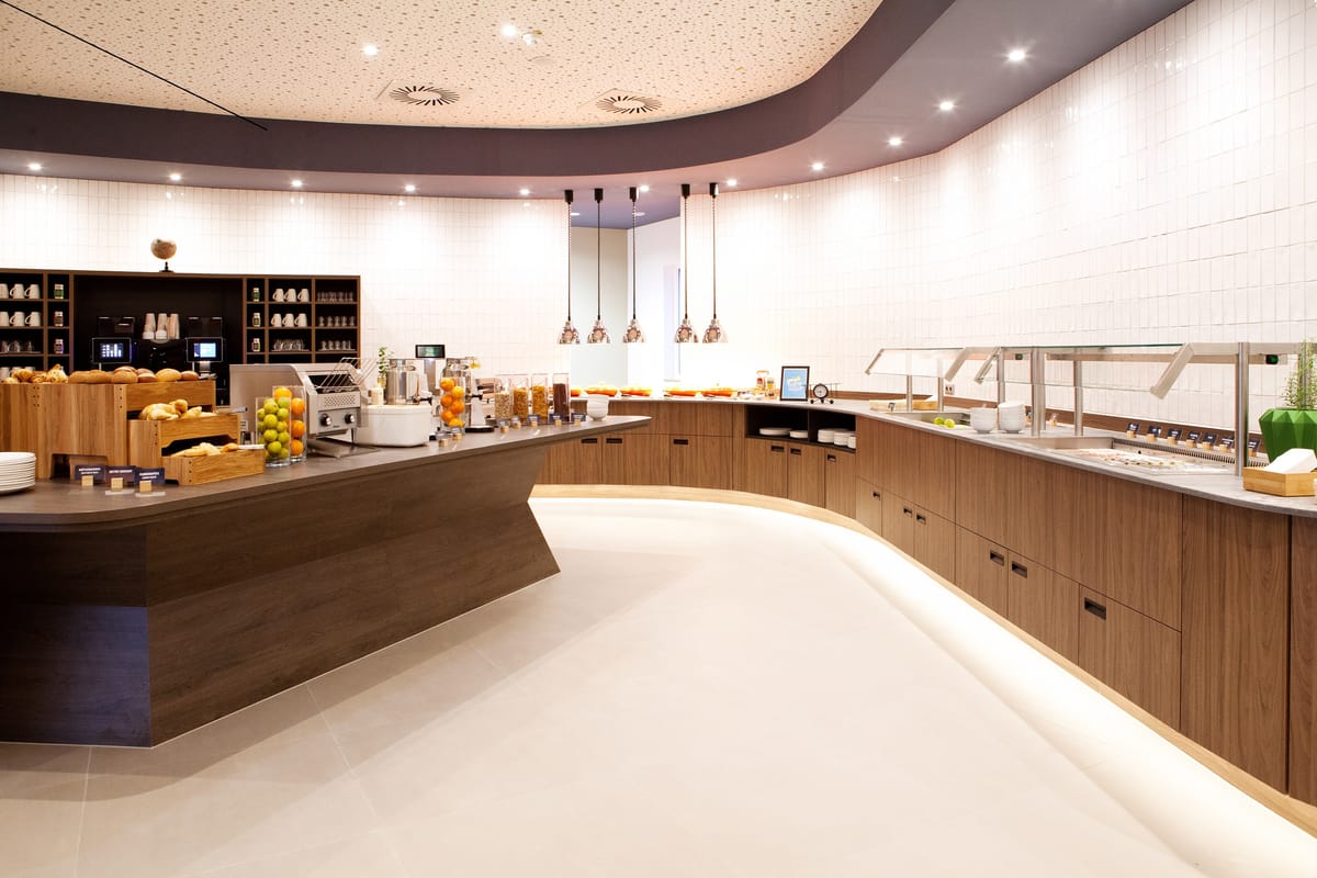 Hampton by Hilton Munich Airport South — 1
