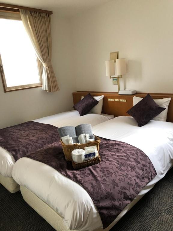 Hotel Plaisir Tachikawa — 2