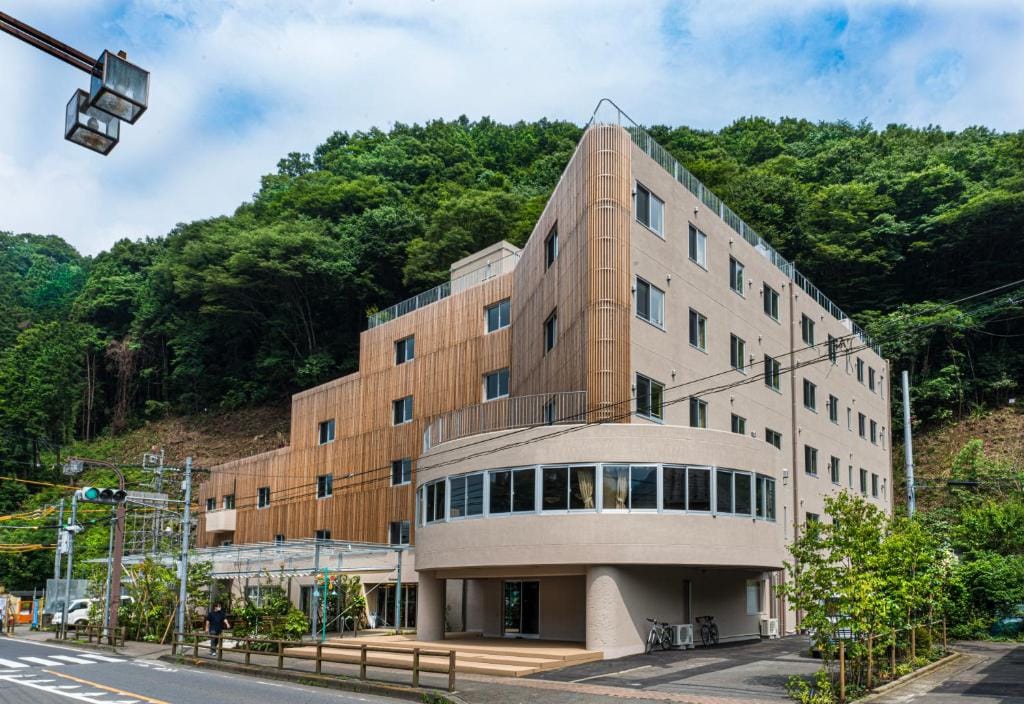 TAKAONE ACTIVITY&STAY — 4