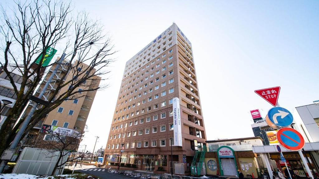 Toyoko Inn Tokyo Fussa Ekimae Higashi guchi — 1