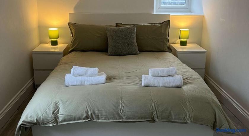 1 Bed Room Flat Close to seafront — 3