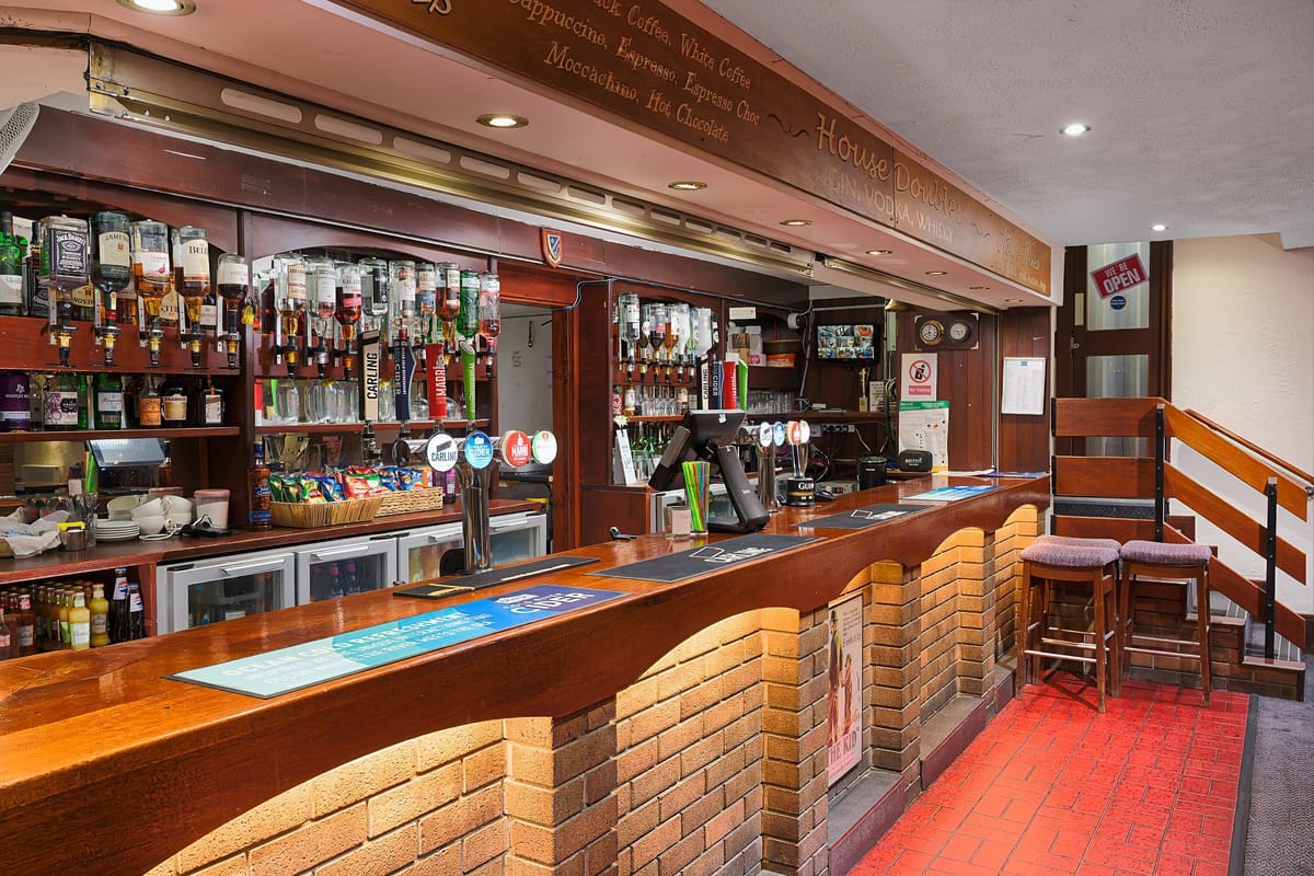 The Sandringham Hotel — 5