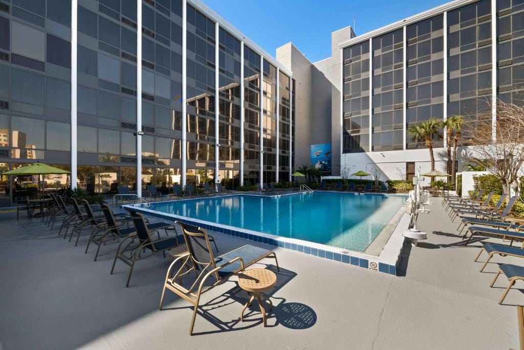 Best Western Orlando Gateway Hotel — 3