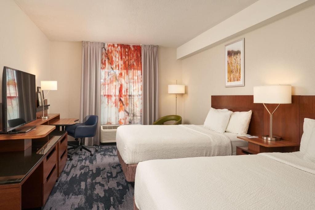 Fairfield Inn & Suites by Marriott Orlando International Drive/Convention Center — 2