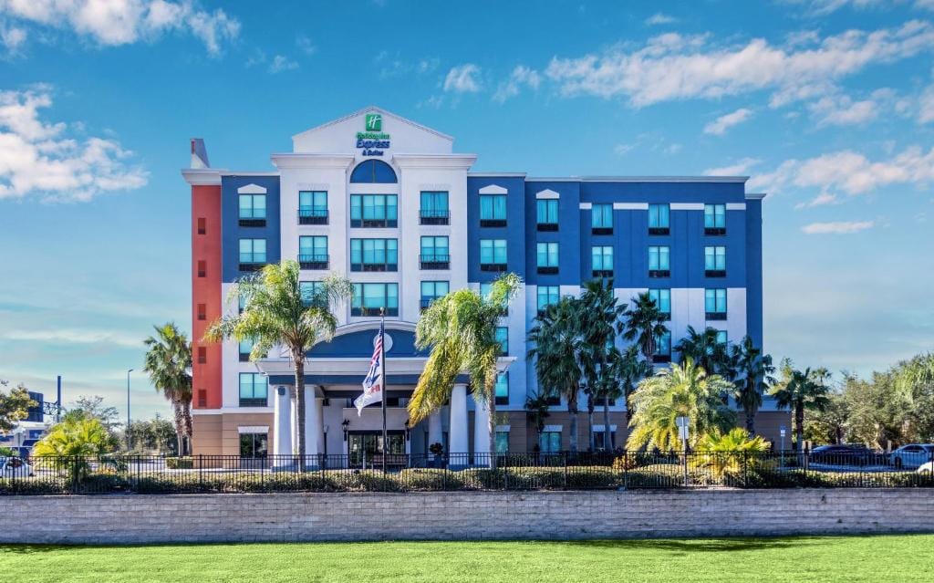 Holiday Inn Express-International Drive by IHG — 1