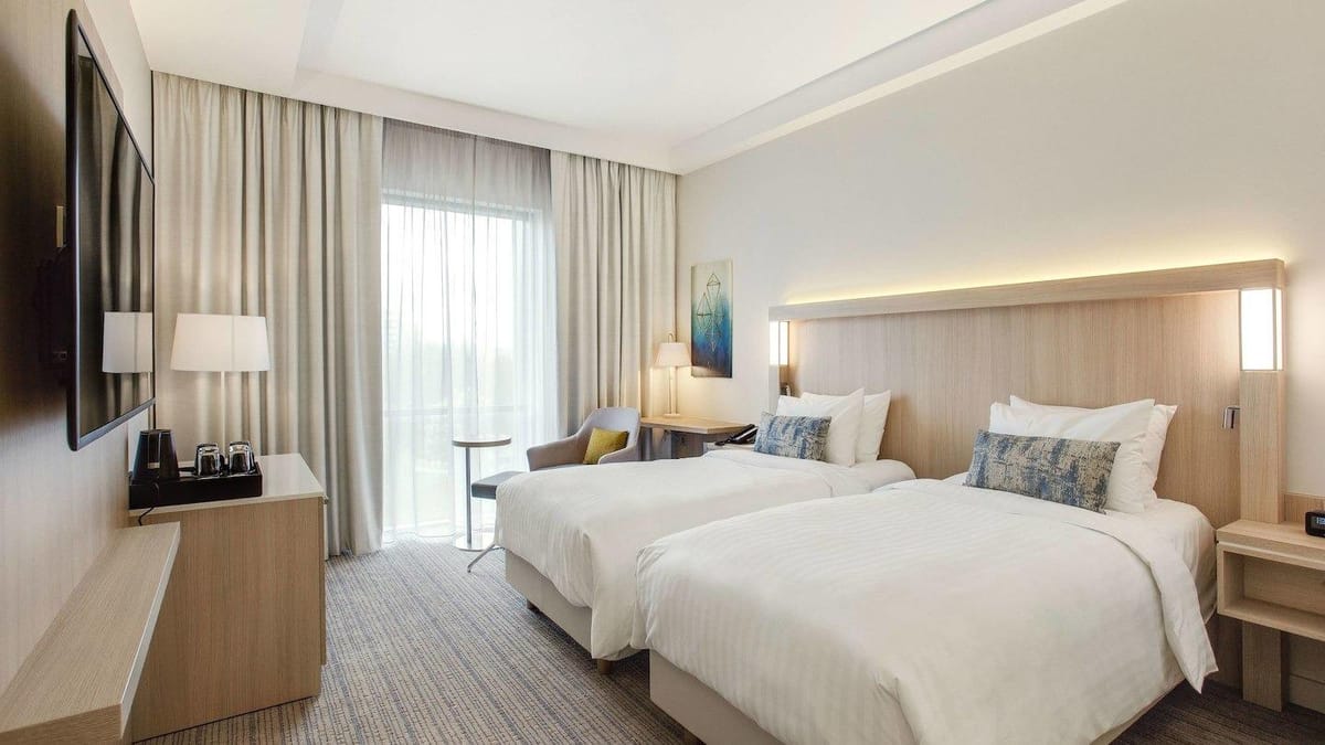 Courtyard by Marriott Vilnius City Center — 3