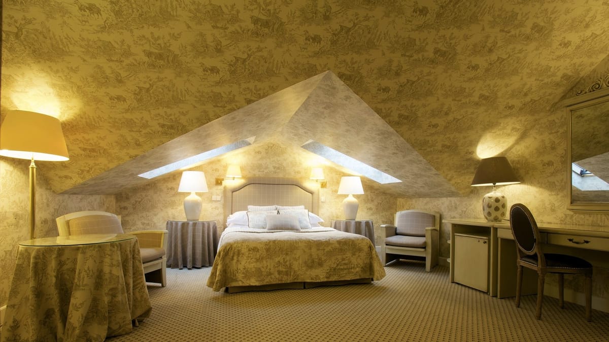 NARUTIS Hotel — 2