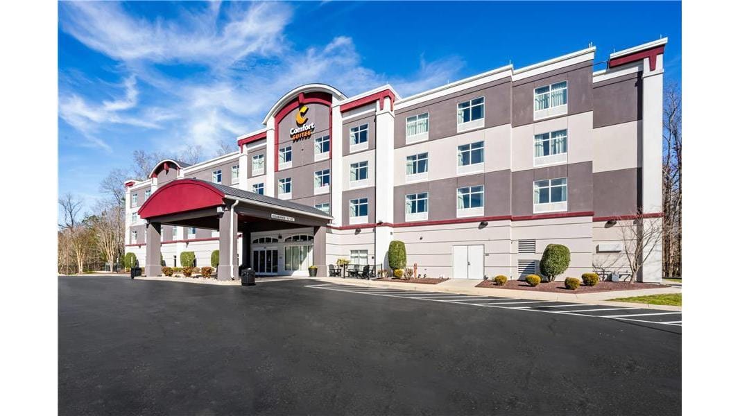 Comfort Suites Williamsburg Historic Area — 3