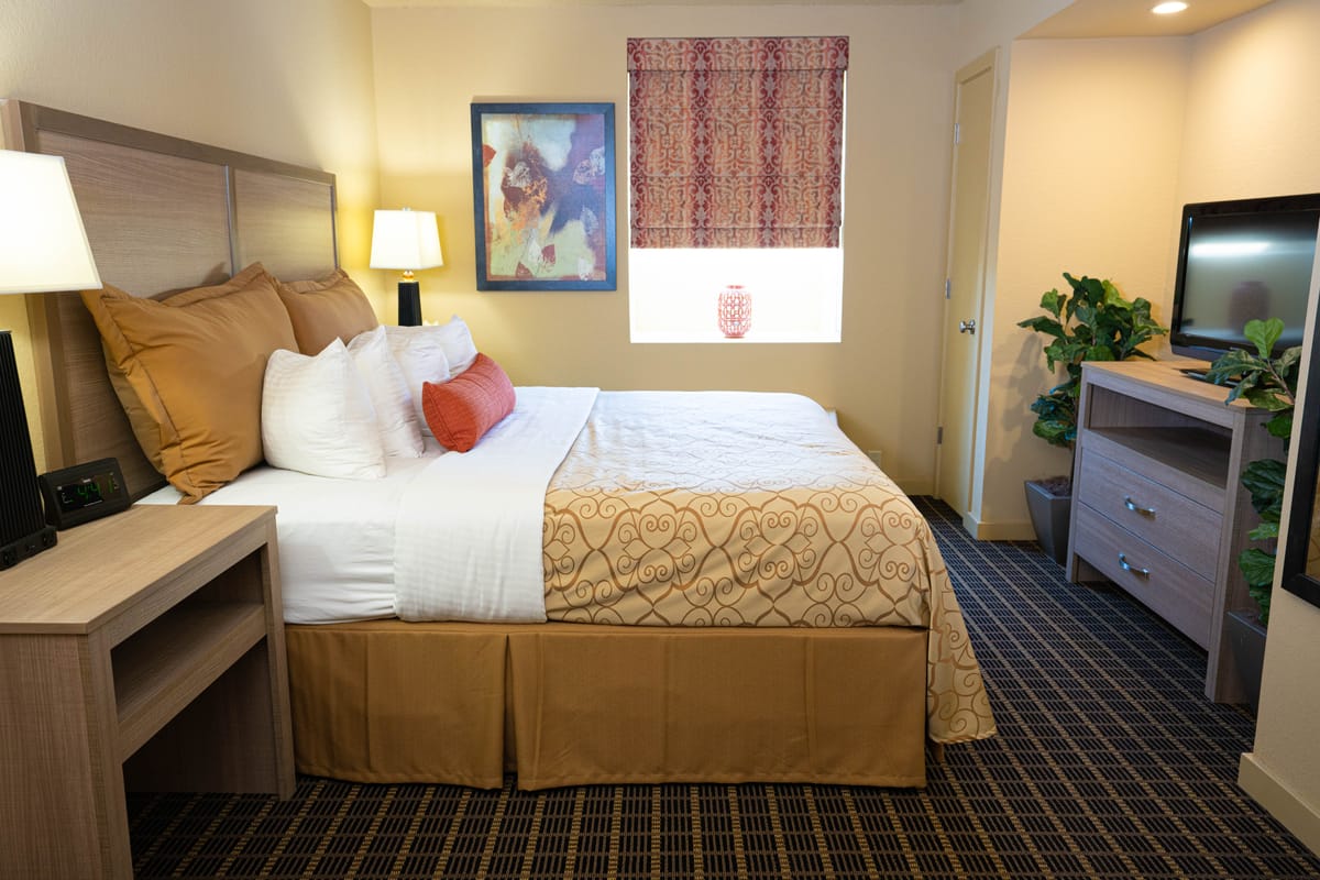 Patriots Inn — 4