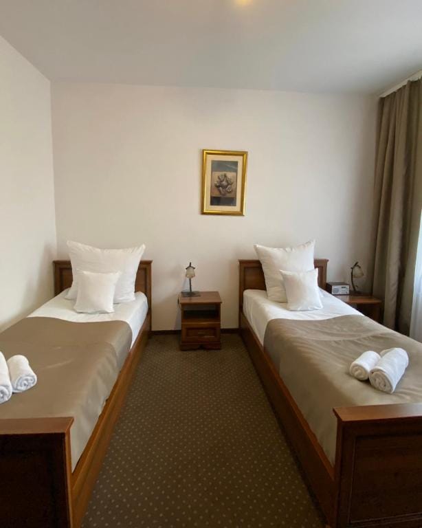 Hotel Constancja — 2