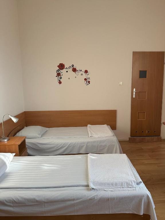 Hotel Haga — 1