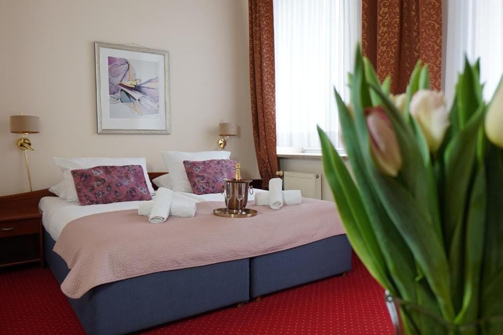 Hotel Sonex — 1