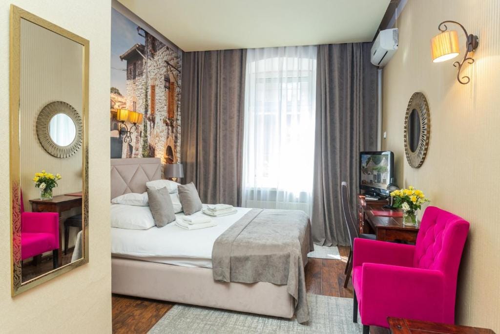 Hotel Wenecki — 3